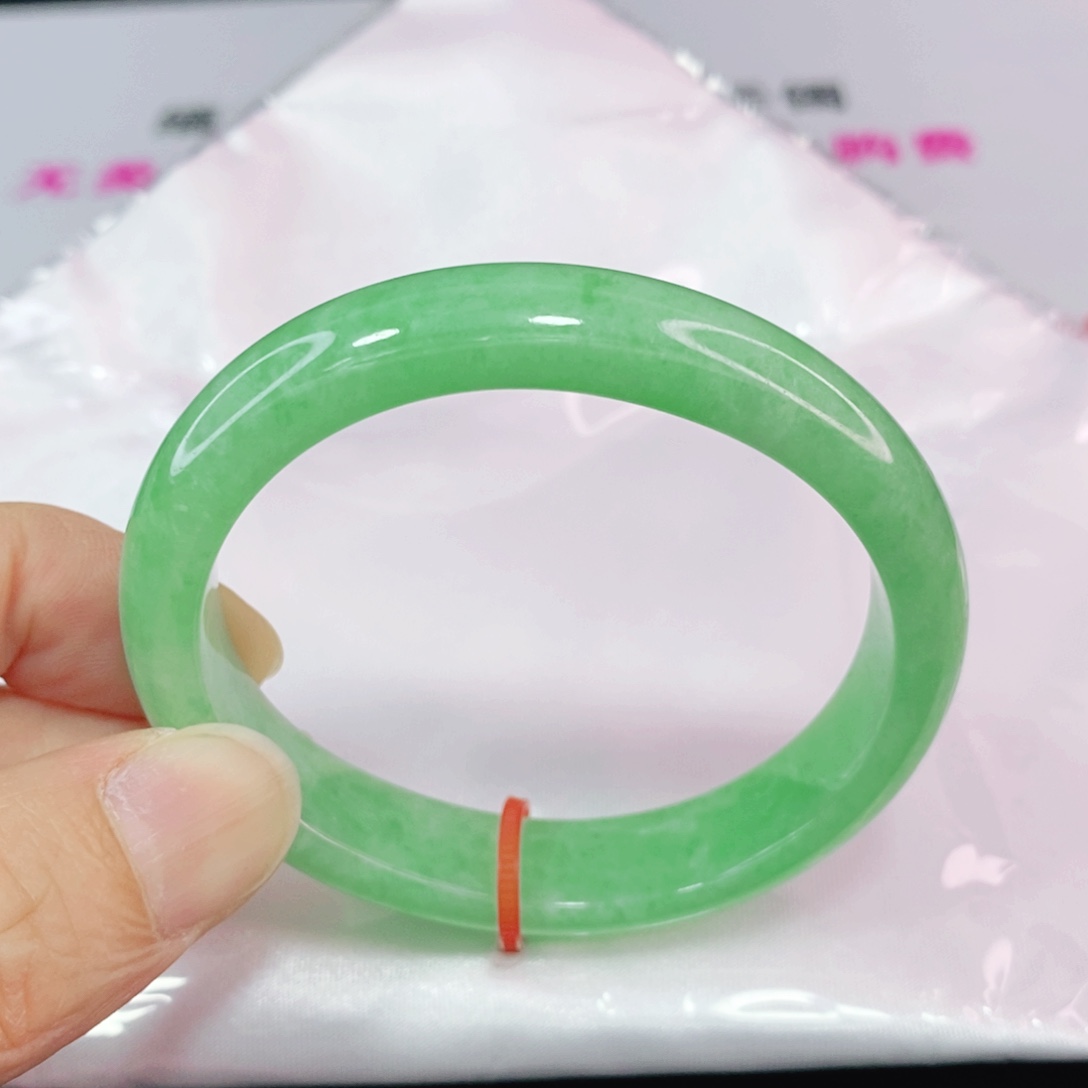 未镶嵌手镯翡翠52.6圈口贵妃