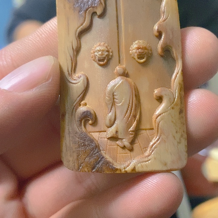 天然猛犸牙雕刻残次品