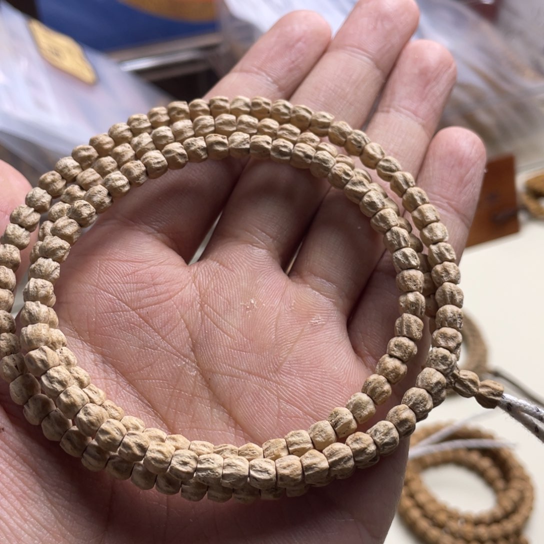 柏香籽/百香籽吊坠