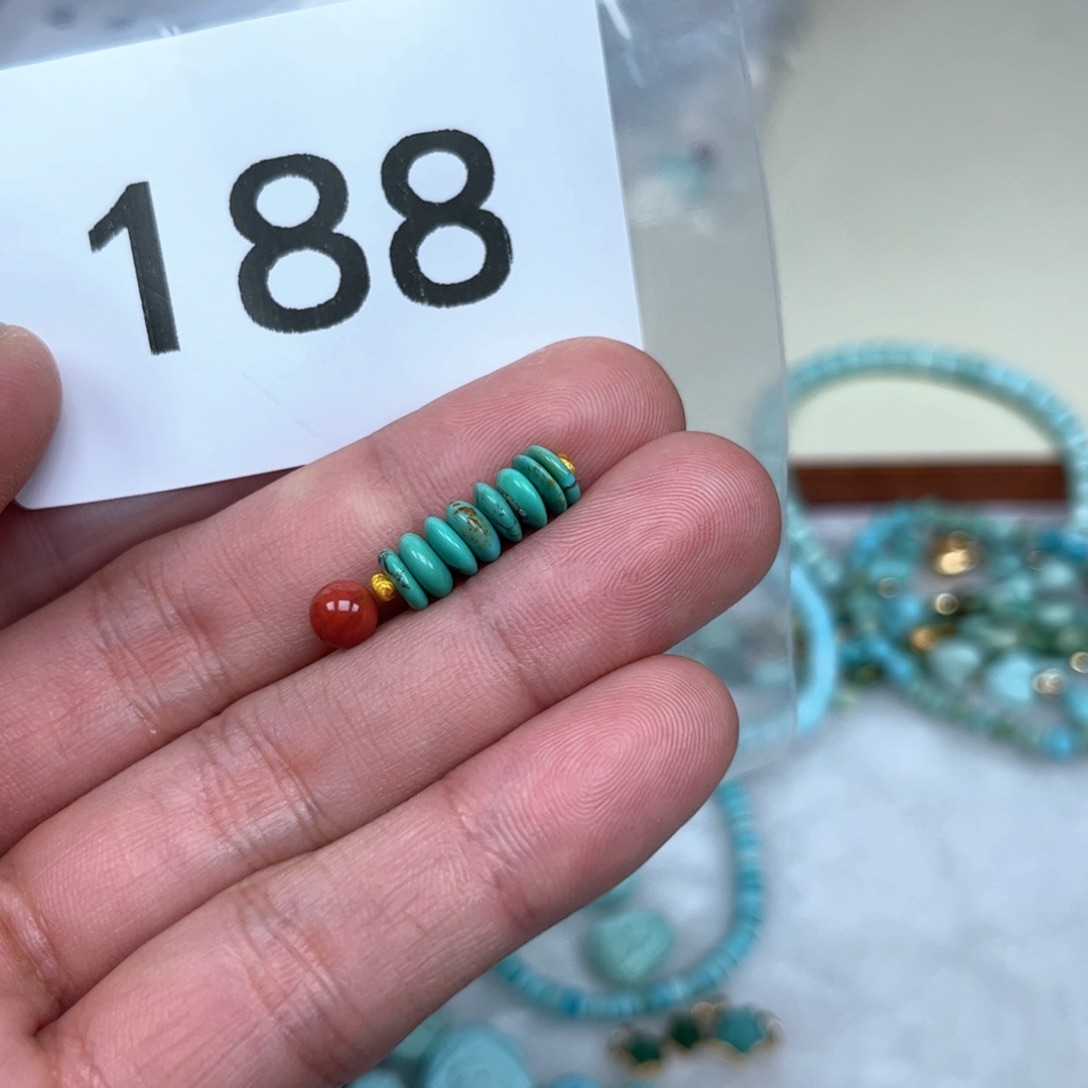 南红玛瑙未镶嵌珠宝奇石