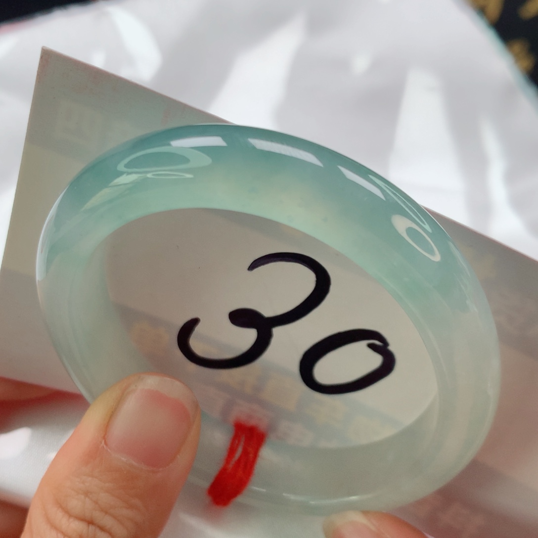 未镶嵌手镯（贵妃镯）翡翠小*子强推