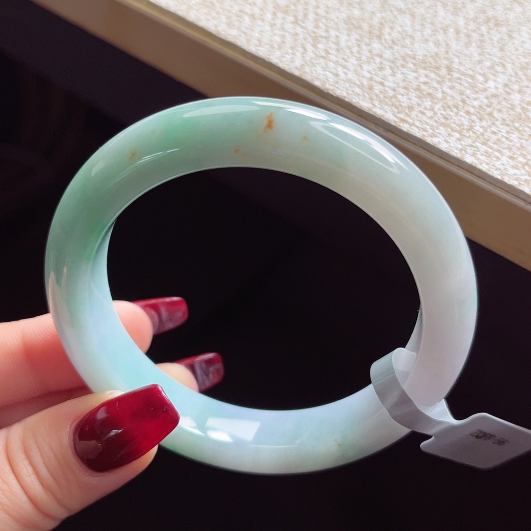 翡翠未镶嵌手镯手镯