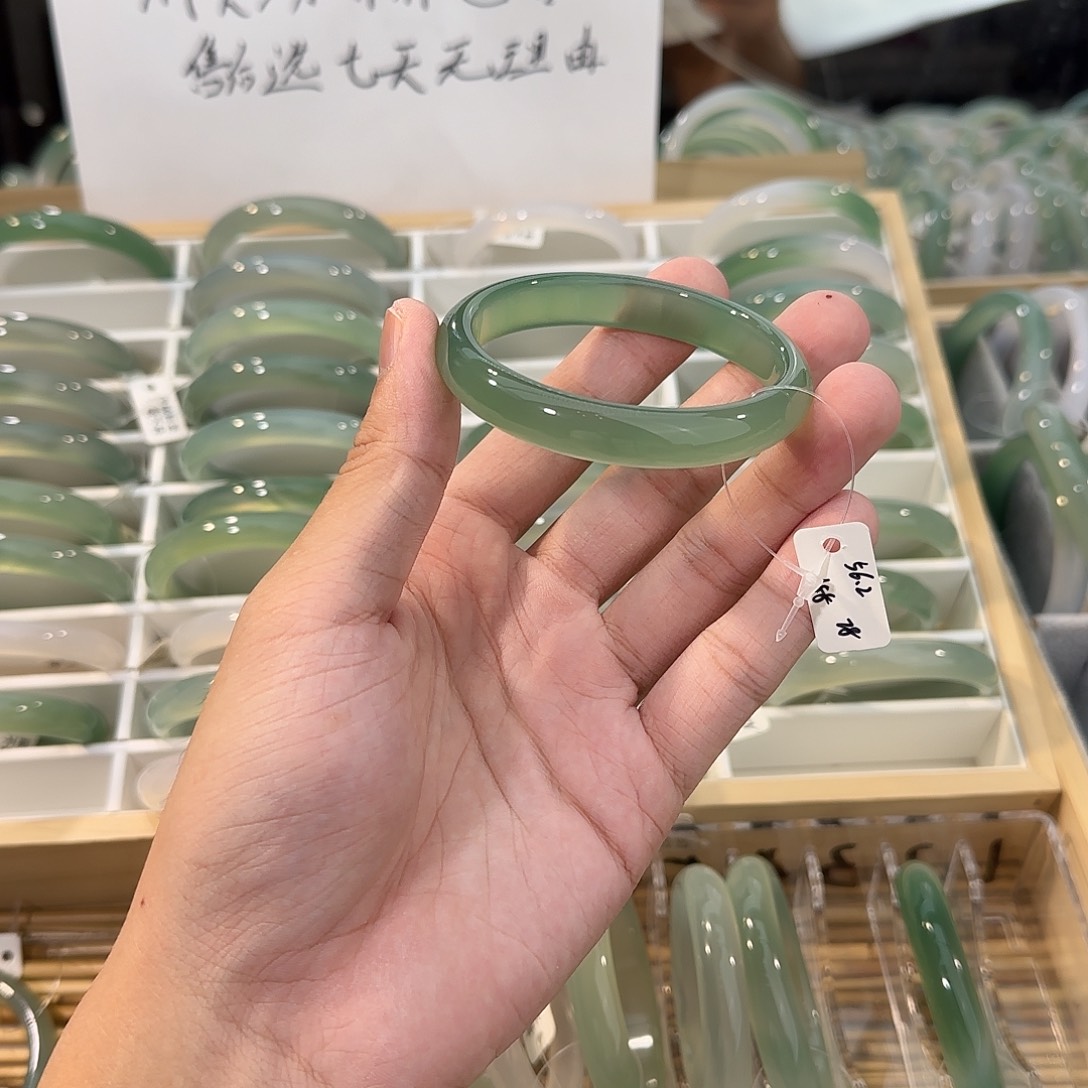 手镯玛瑙/玉髓未镶嵌圈口56.2