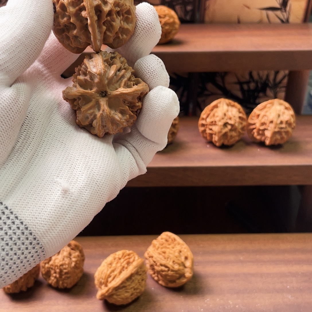 吊坠文玩核桃苹果园