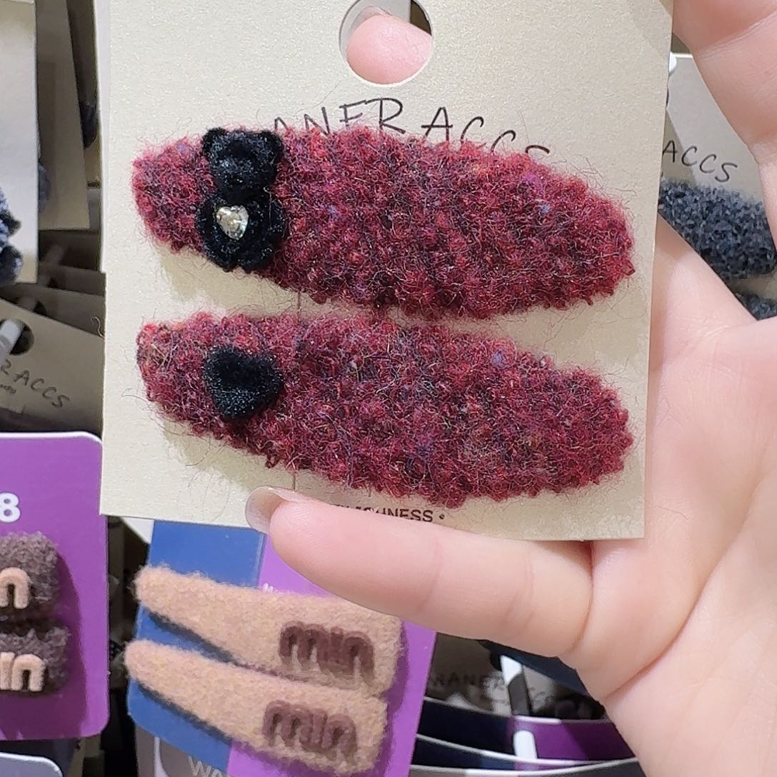 皮质非金属红色小熊ab拜拜