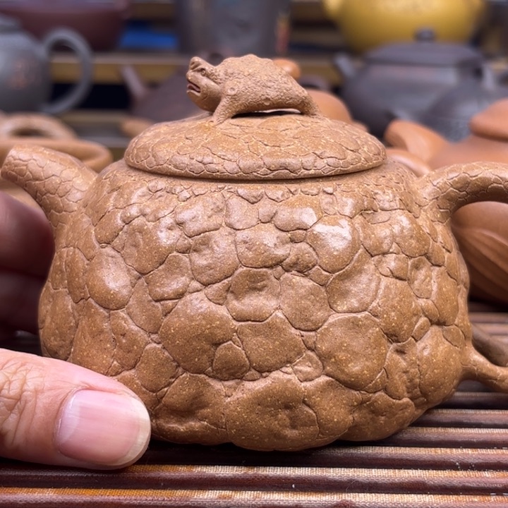 茶壶紫砂金蝉供春原矿老段泥260c