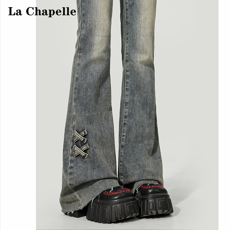 拉夏贝尔蝴蝶结微喇叭牛仔裤女cleanfit冬季穿搭加绒显瘦喇叭裤子