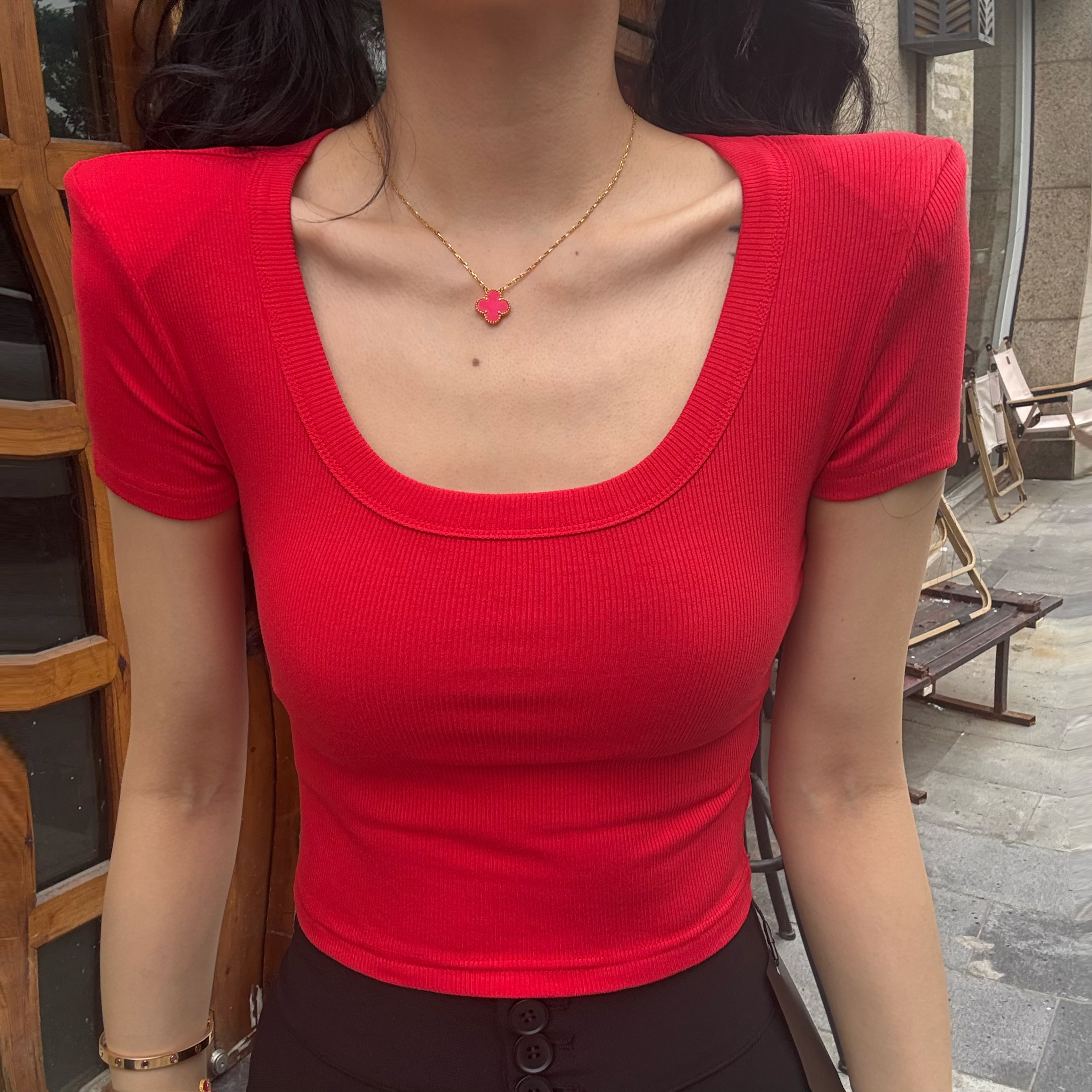 漂亮家「糖果派对」新款短袖修身显瘦彩色短款打底衫