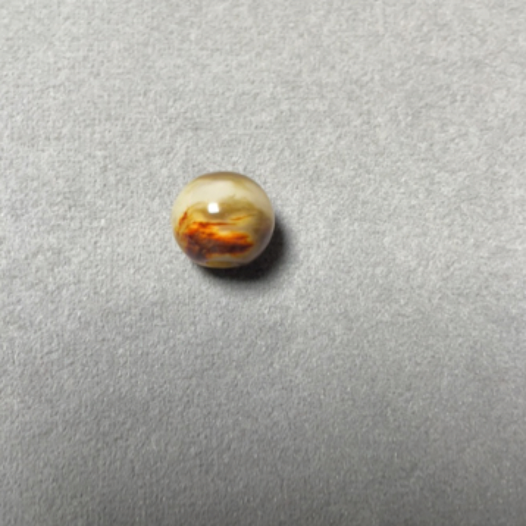 和田玉带红沁精美珠子