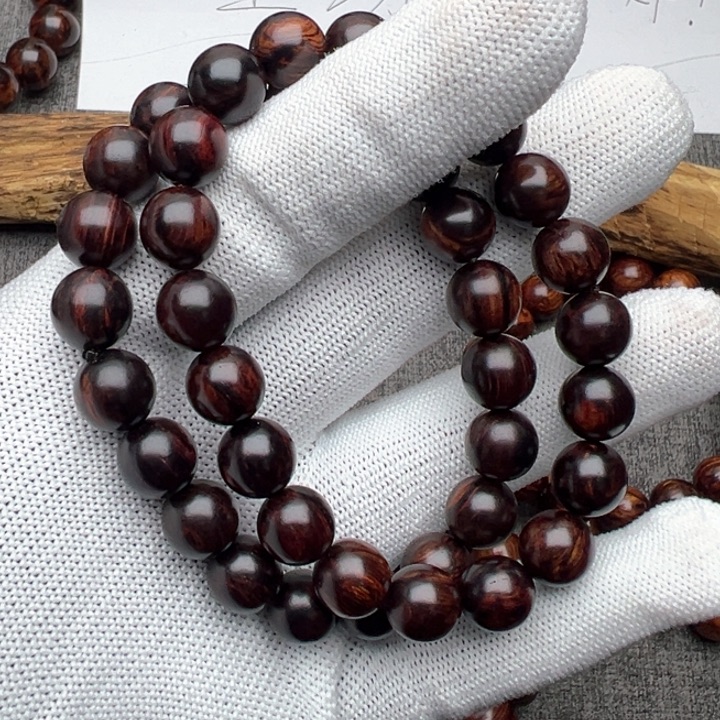 静***远木海南红降1.0黑金火焰纹超一档