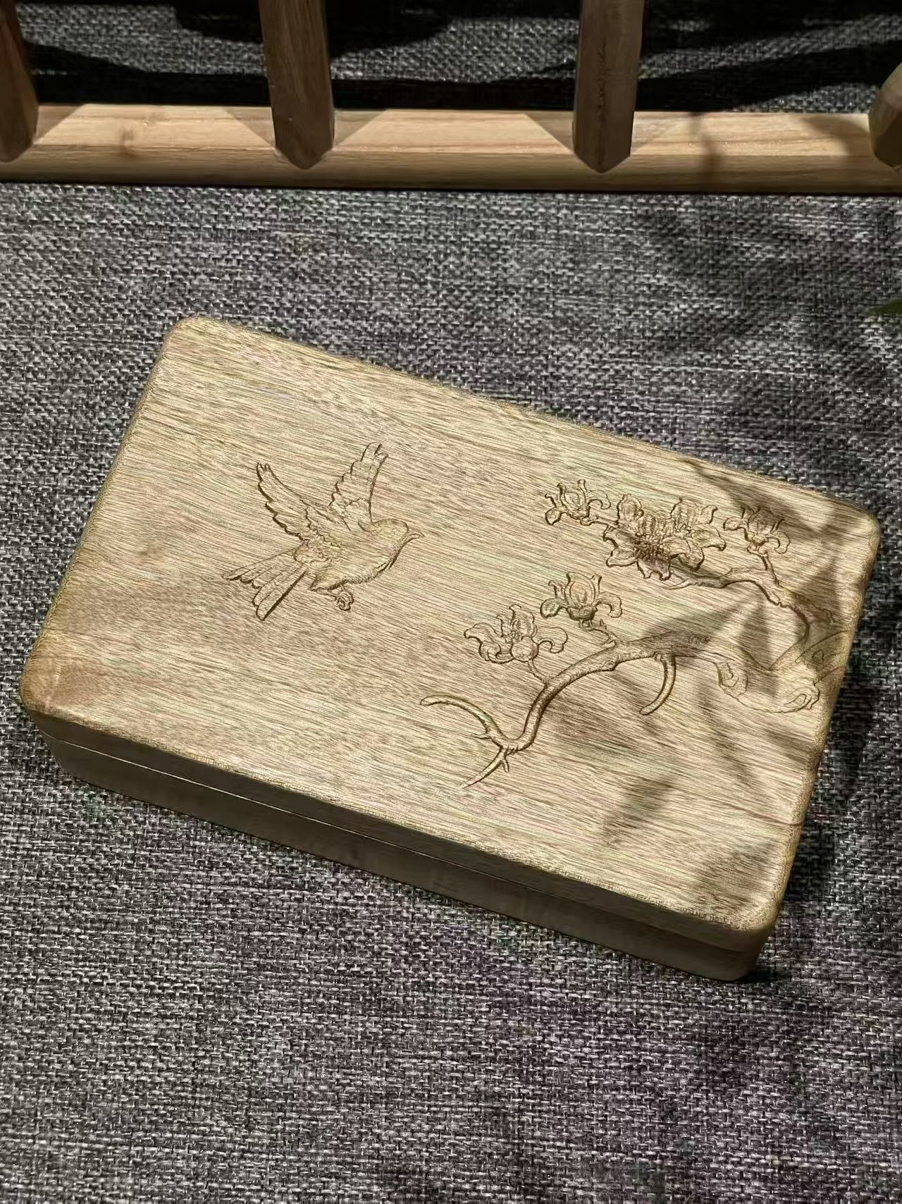 金丝楠木小叶桢楠雕花首饰盒收纳盒