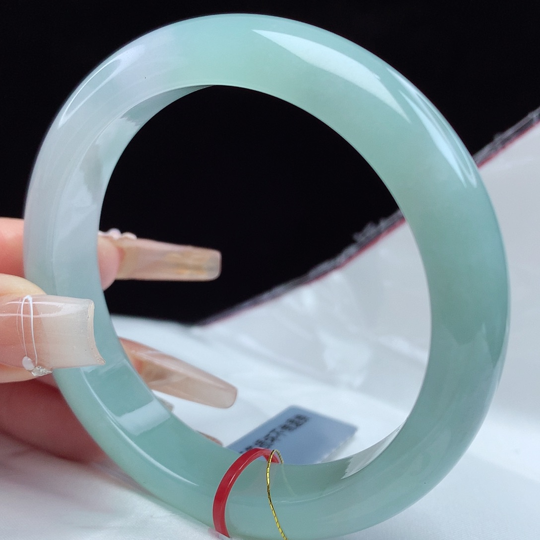 翡翠手镯未镶嵌56圈3451