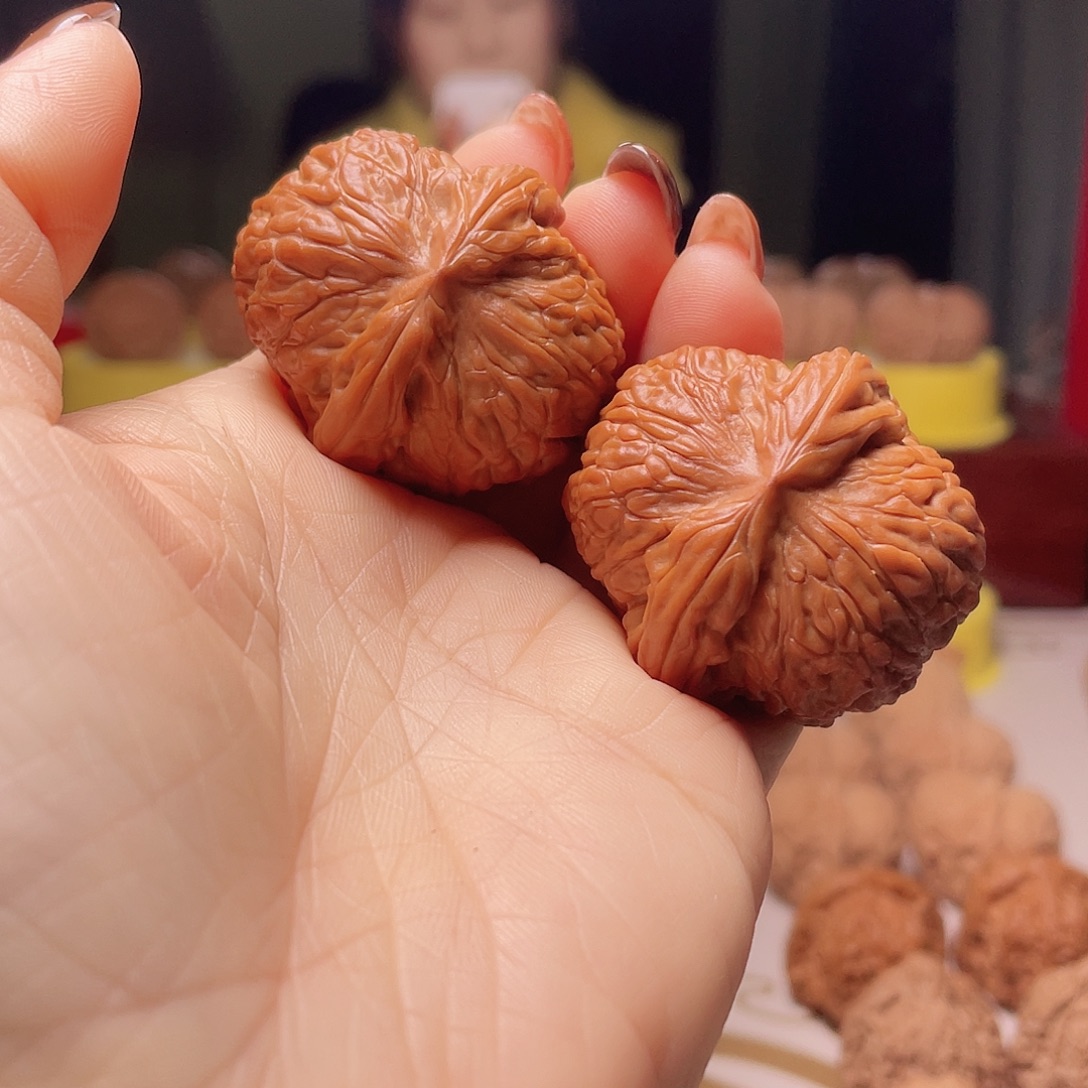 文玩核桃吊坠平底锅