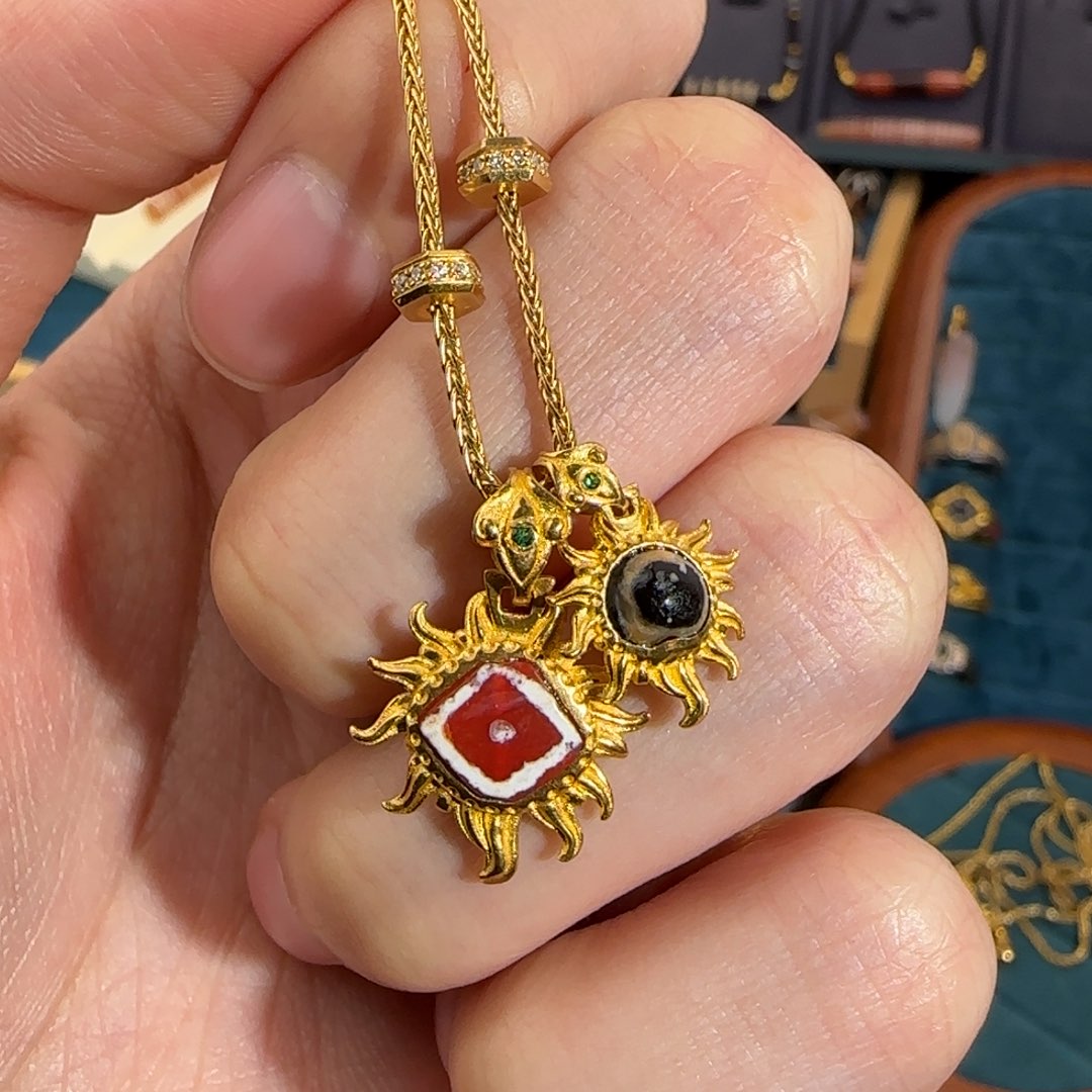 玛瑙/玉髓吊坠(赠链)足金镶嵌