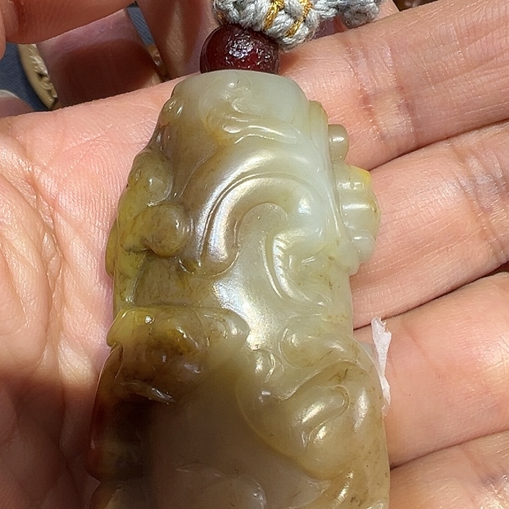 和田玉（糖玉）挂件未镶嵌