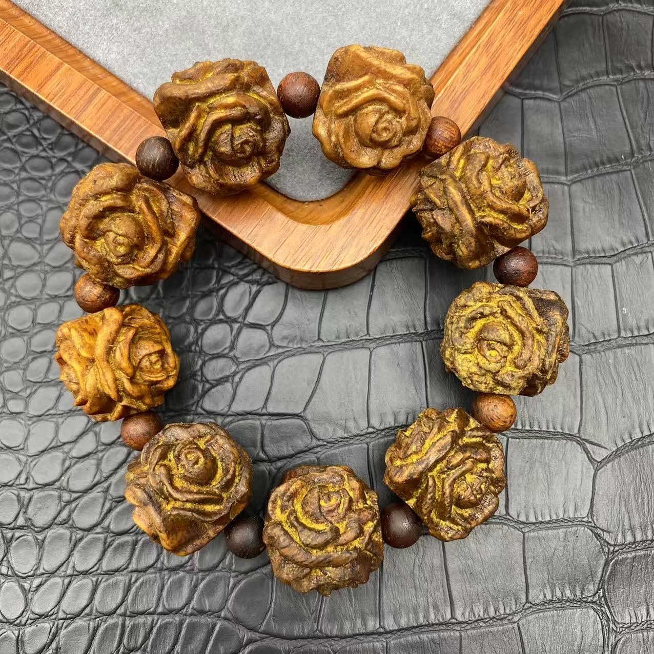 精品天黄重楼手链丫4162