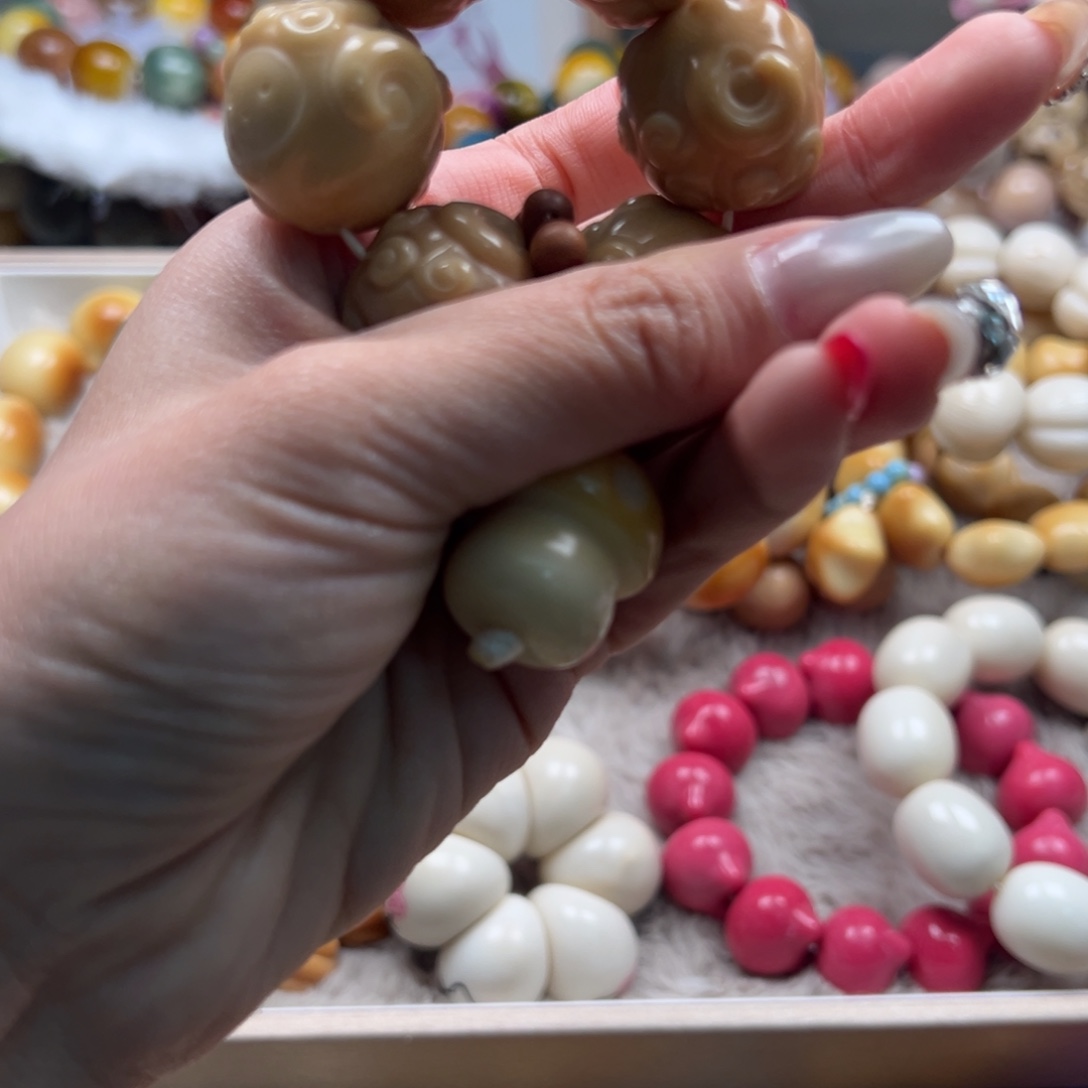 *****菩提根/象牙果吊坠Q861象牙果风化色羊坨单圈通货一串