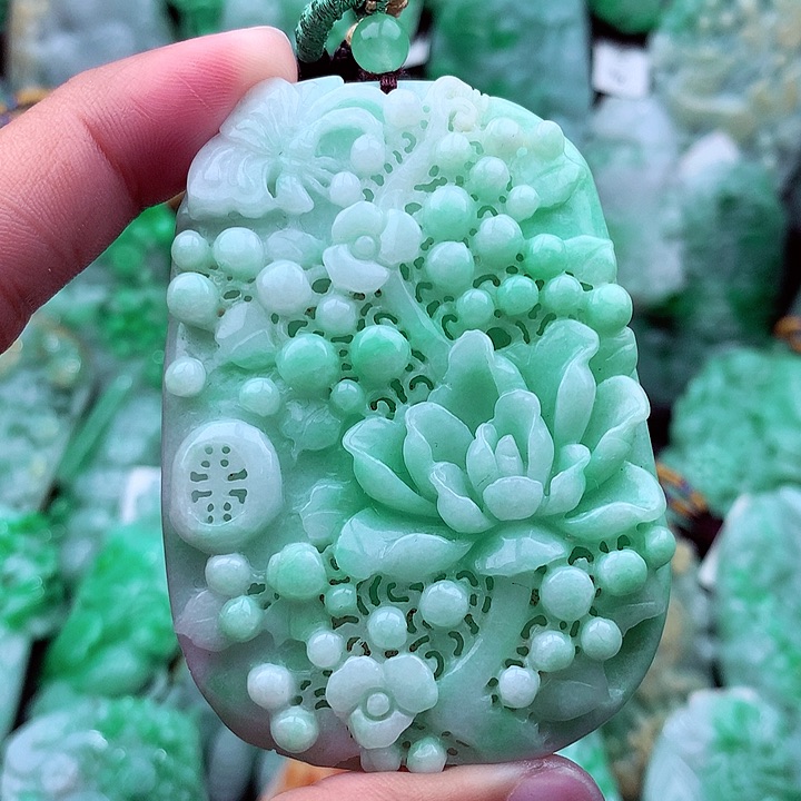 翡翠吊坠(不含链)未镶嵌