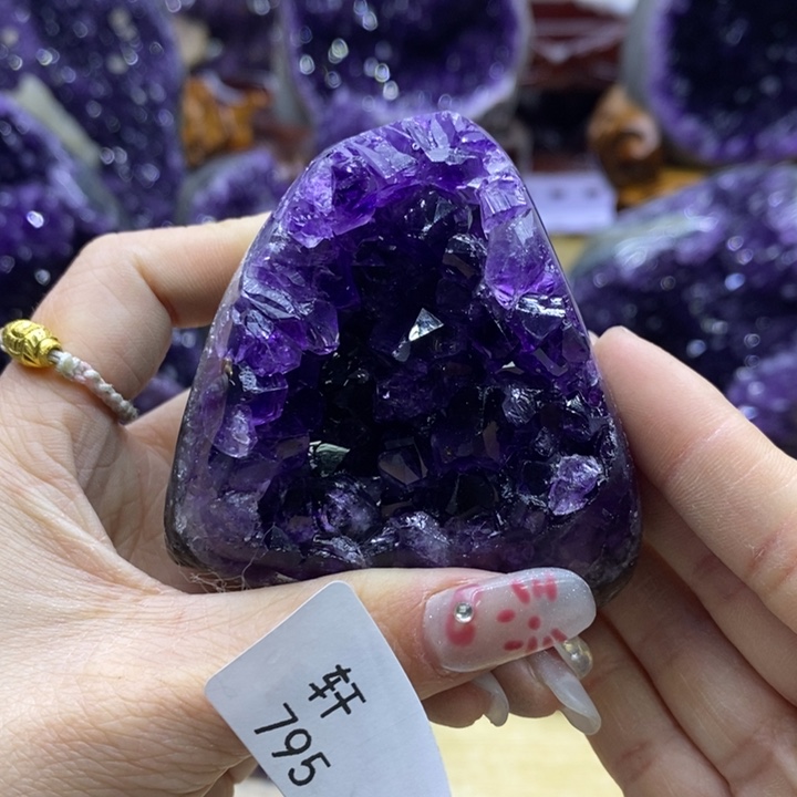 水晶大型摆件（非配饰）未镶嵌