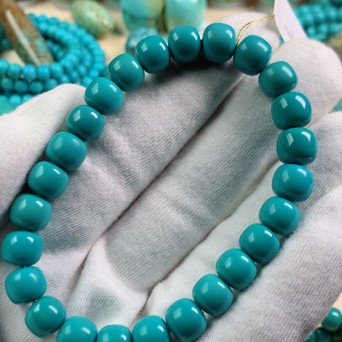 绿松石颈饰未镶嵌