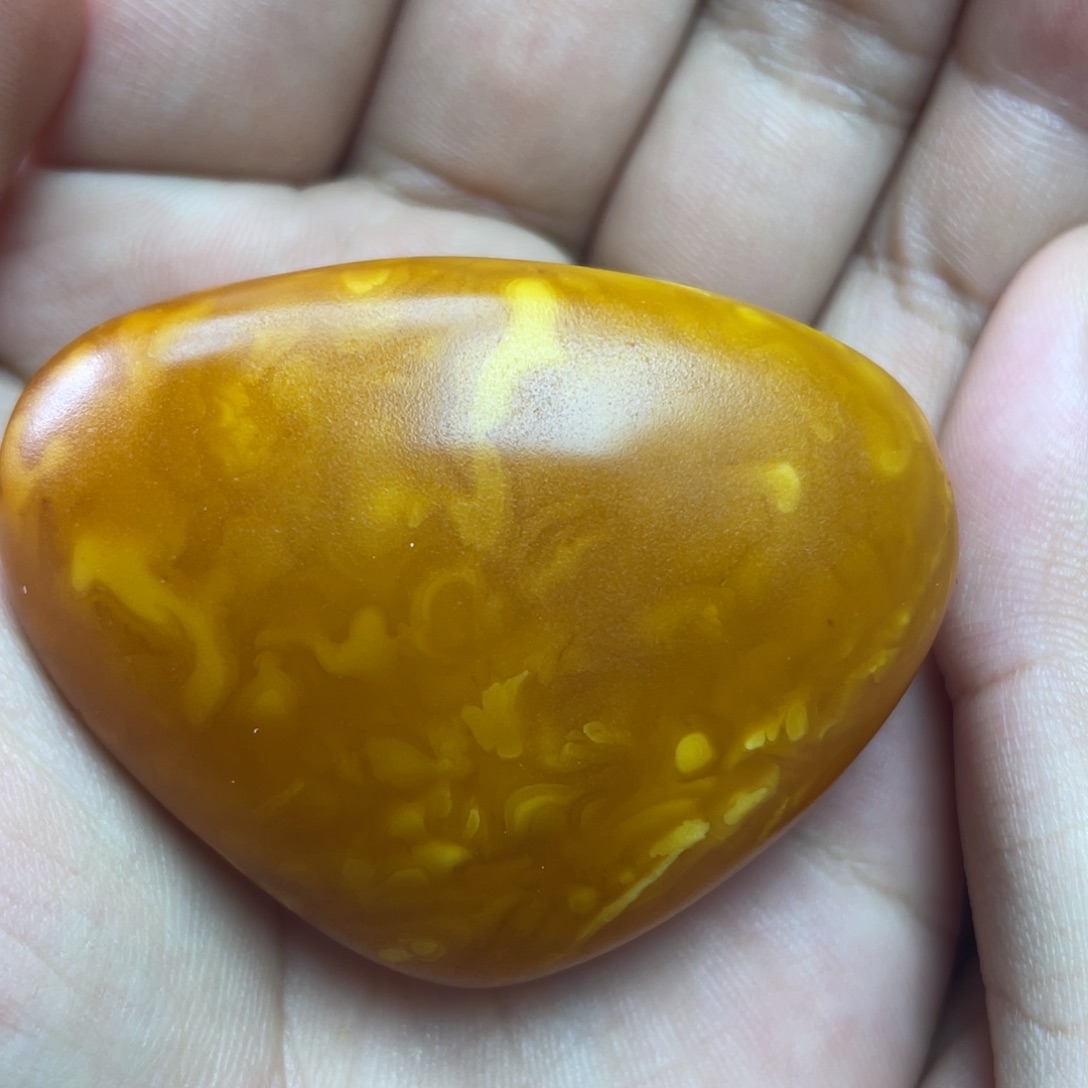 琥珀未镶嵌吊坠(不含链)