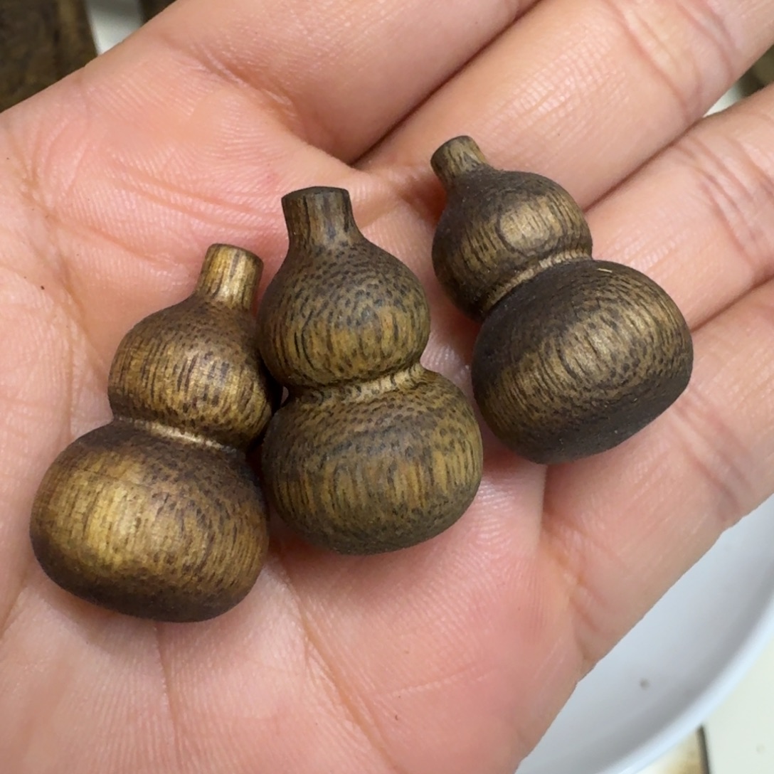 沉香沉香碎屑金沙叶葫芦1个