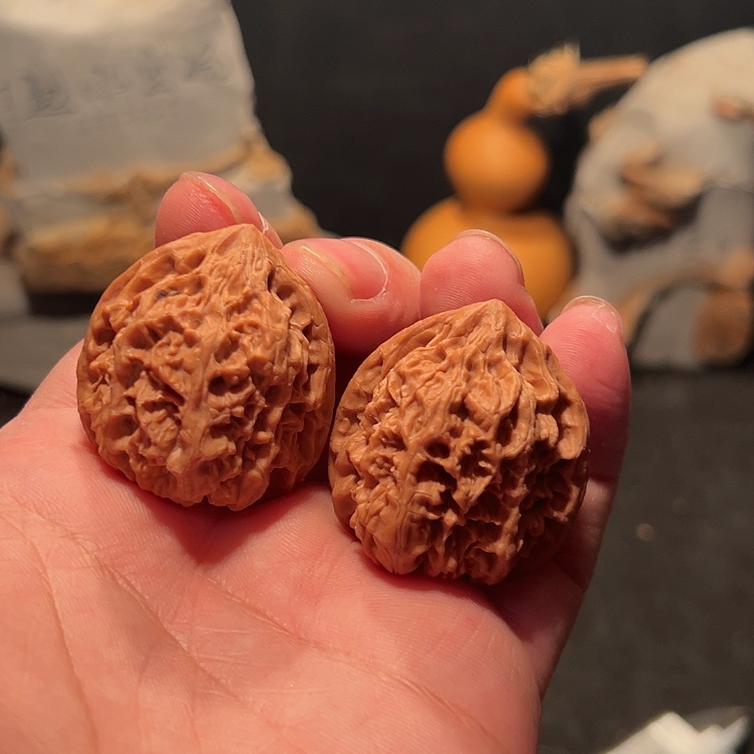 文玩核桃把件野生核桃手捻33.5