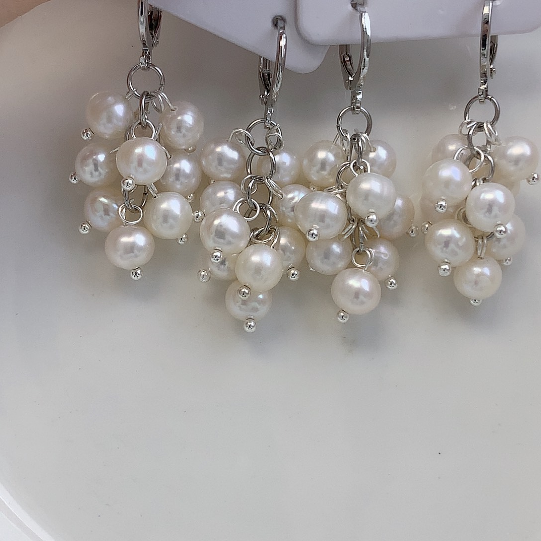 银S925镶嵌耳饰淡水珍珠葡萄