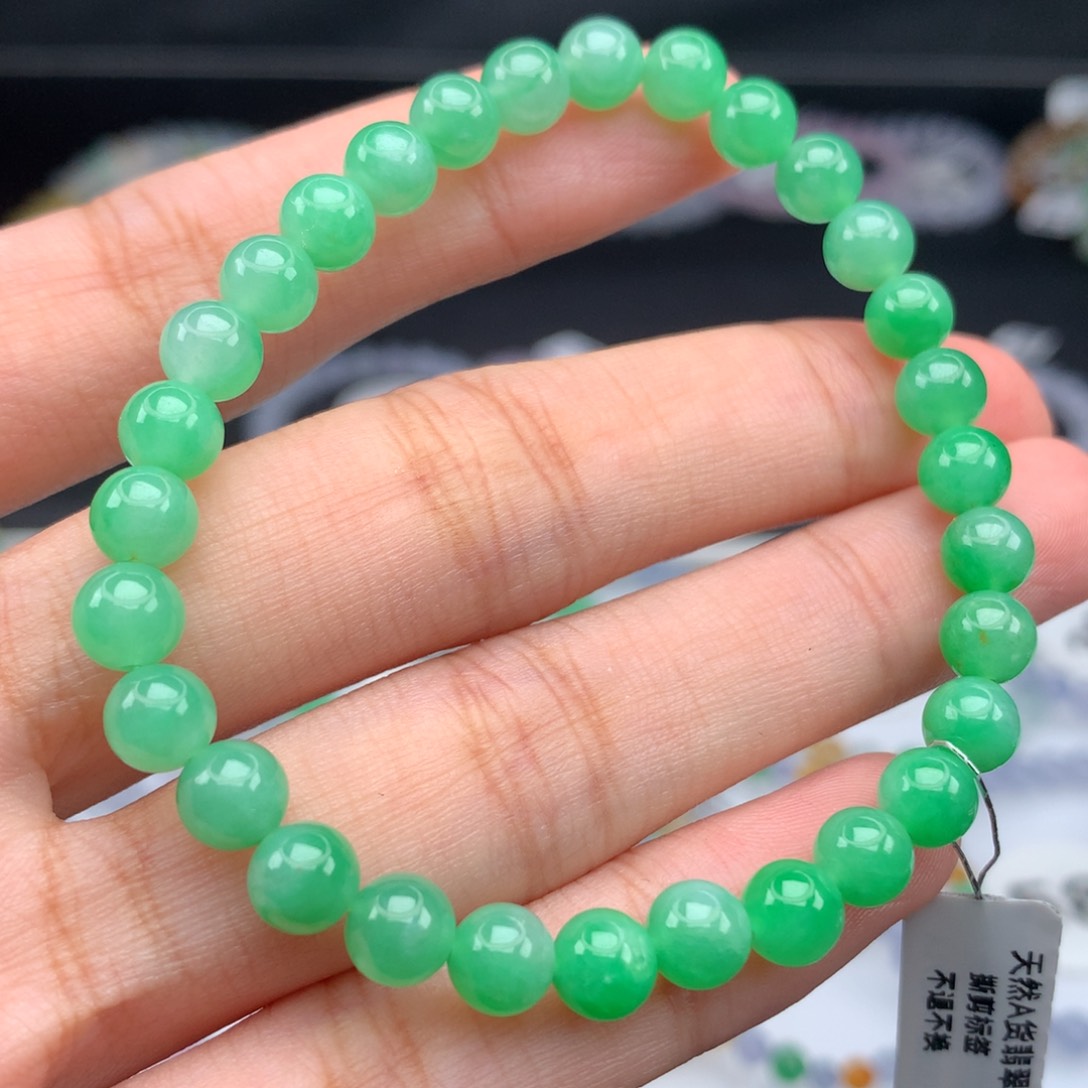 翡翠手链未镶嵌卡