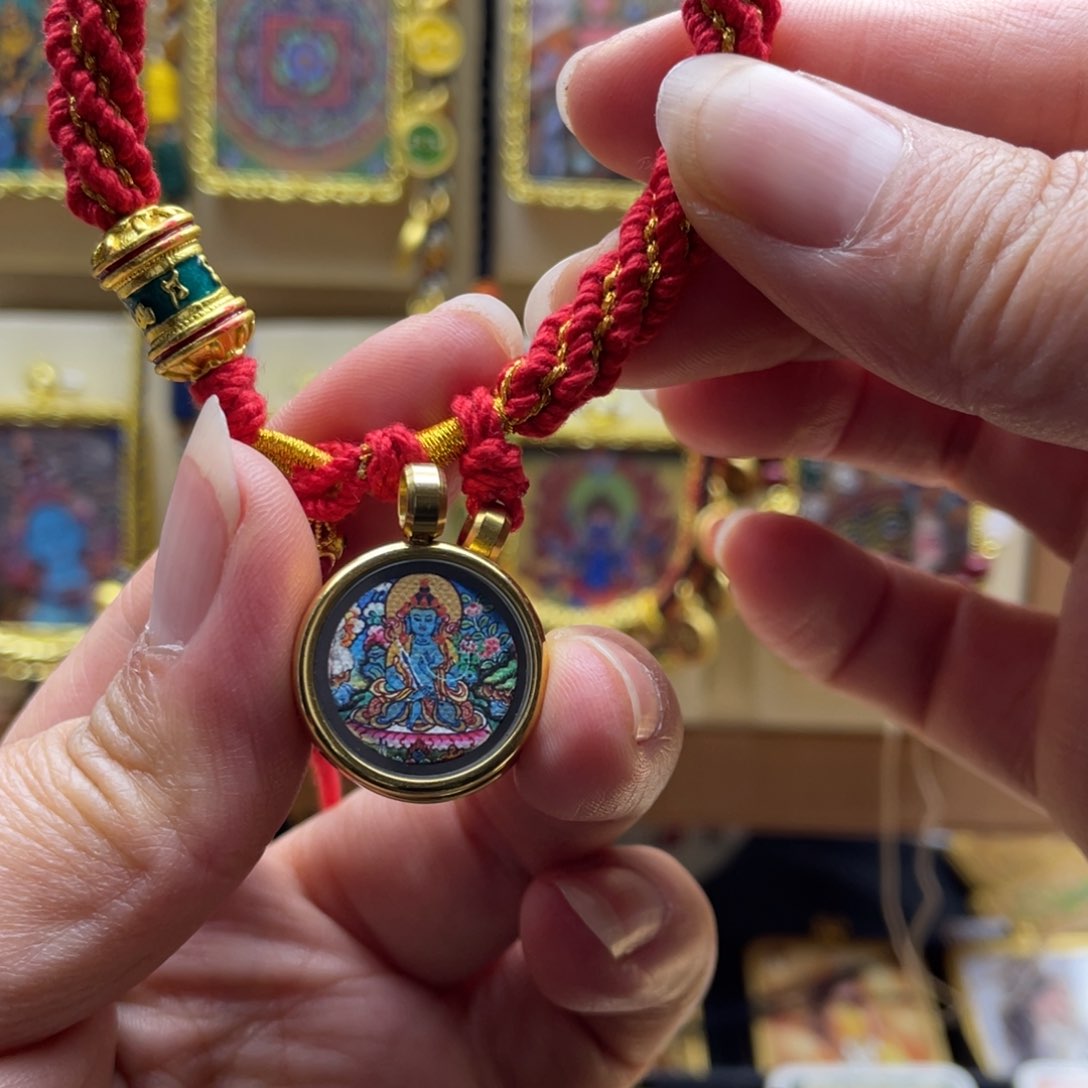 吊坠丫***糖唐卡一步到位后又在新