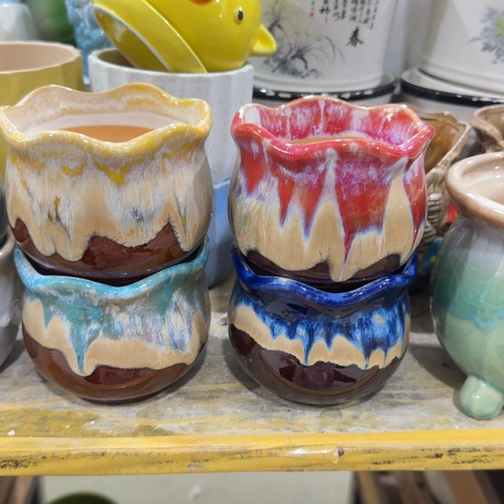 凑9块包邮，有孔，陶瓷花盆