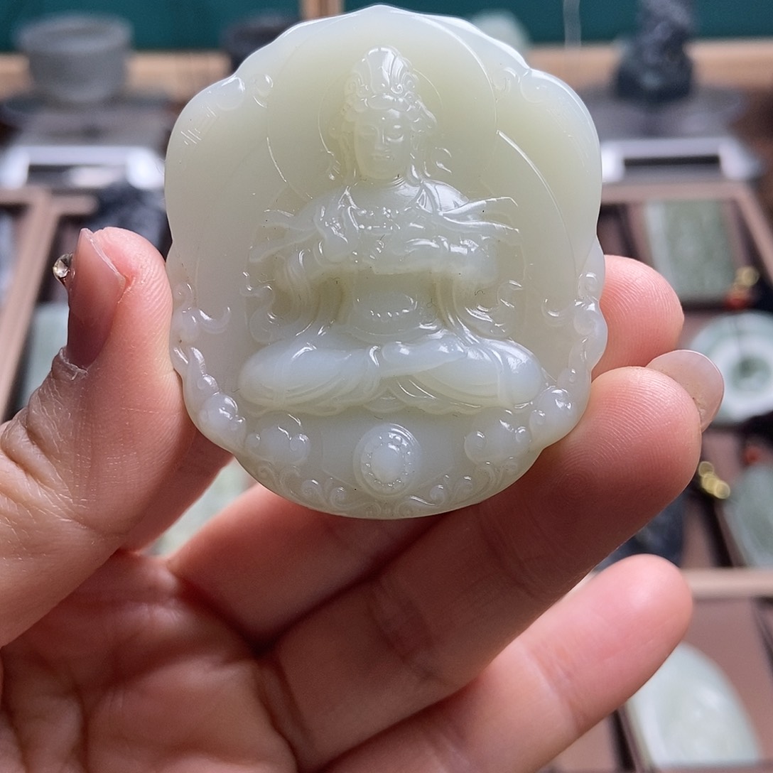 和田玉（糖玉）颈饰未镶嵌