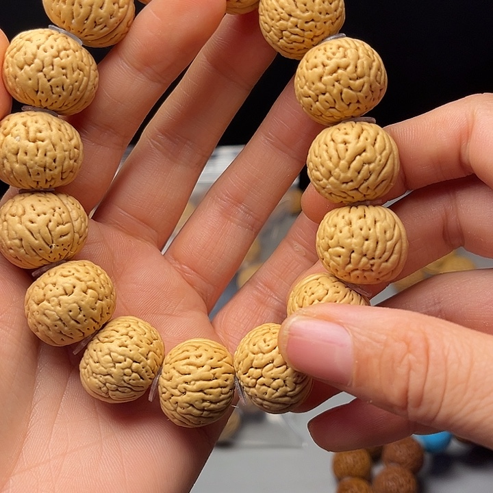 人***梦吊坠桃核桃核手串