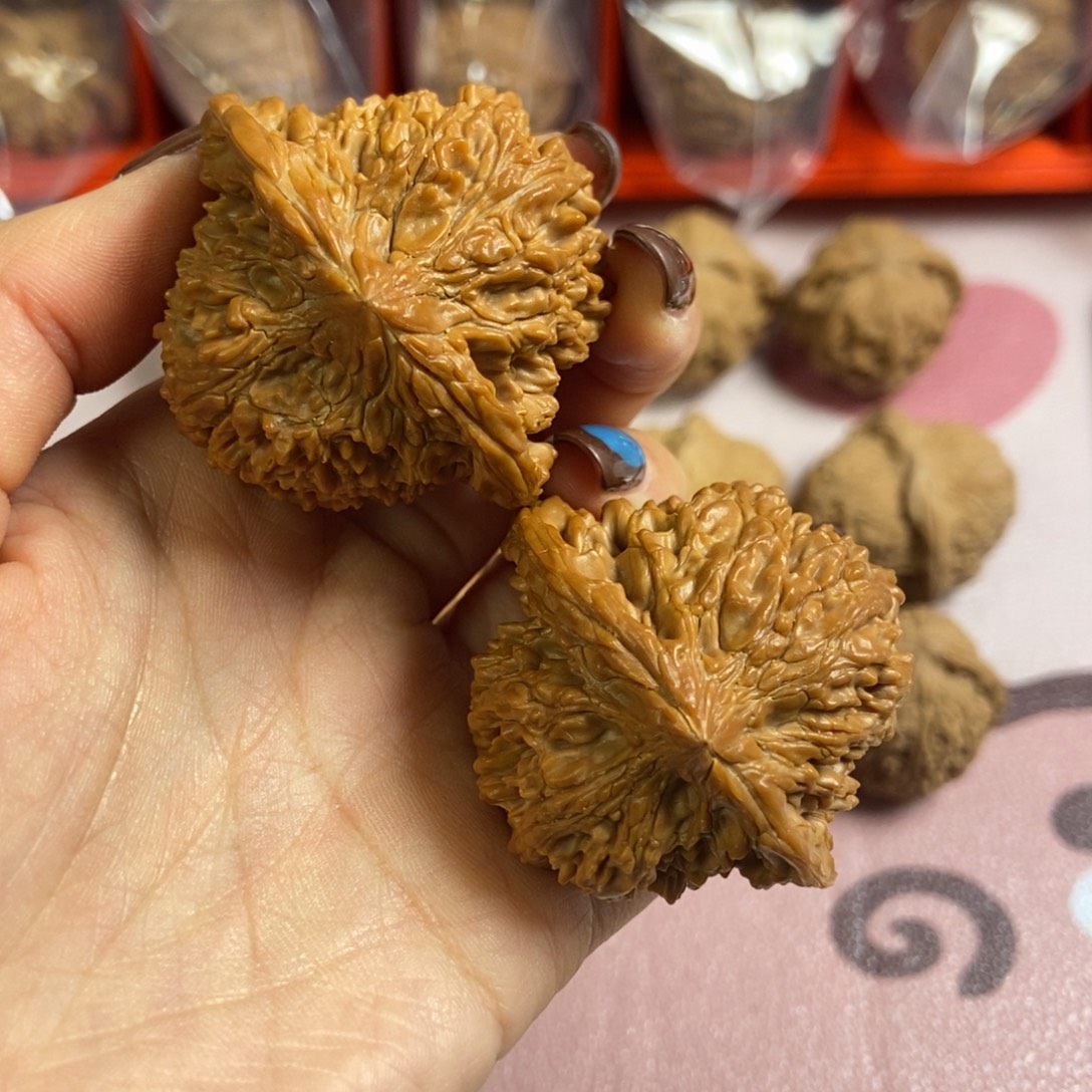 文玩核桃吊坠45星星300