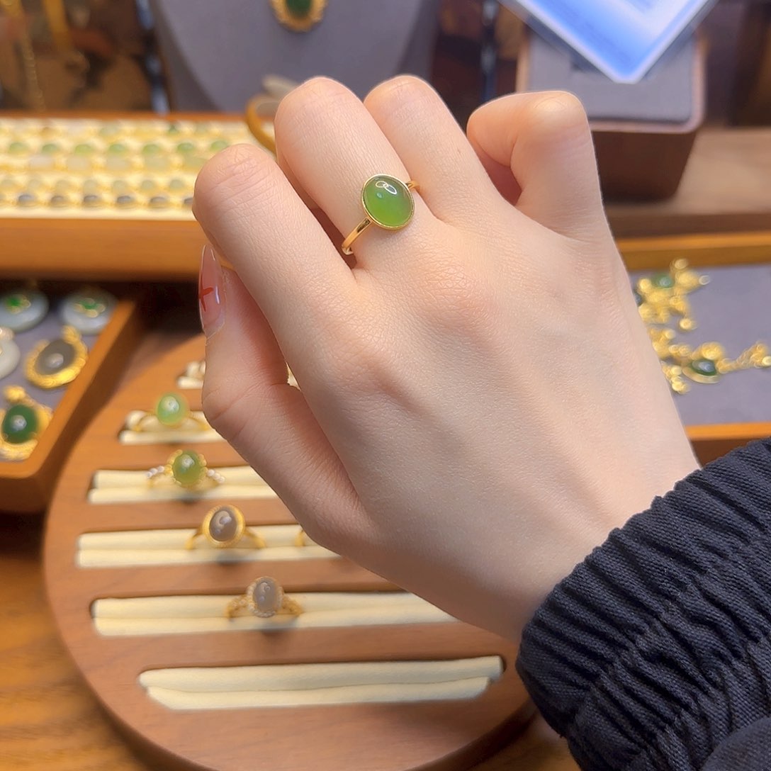 和田玉戒指银S925镀金镶嵌