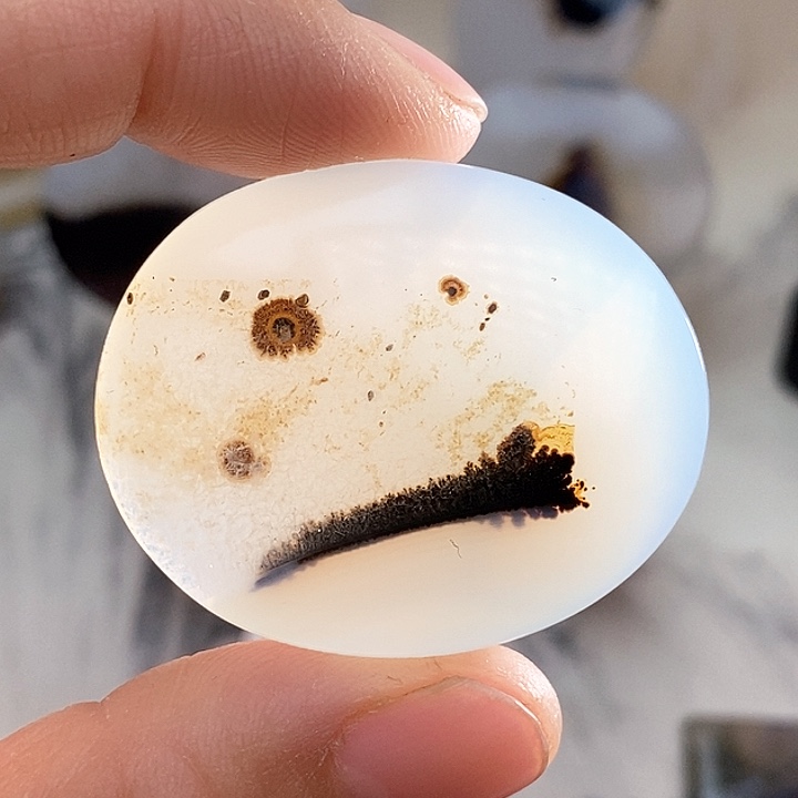 玛瑙/玉髓颈饰未镶嵌