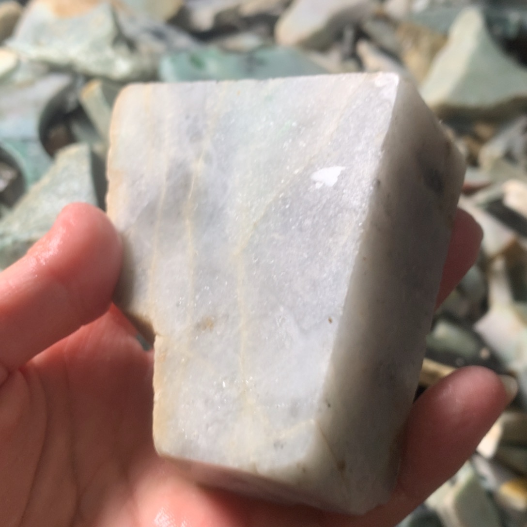 翡翠颈饰未镶嵌缅甸翡翠