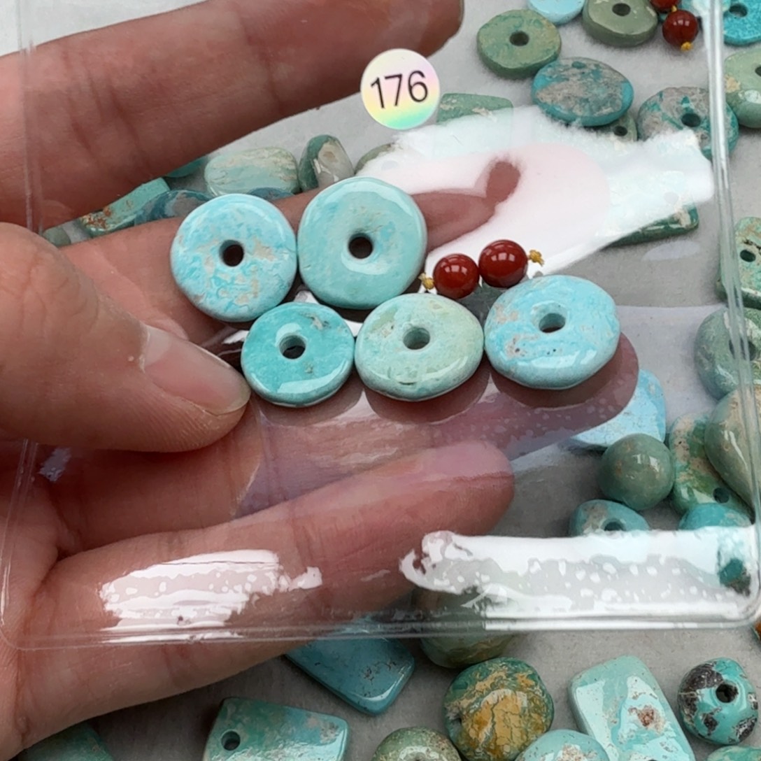 南红玛瑙未镶嵌珠宝奇石