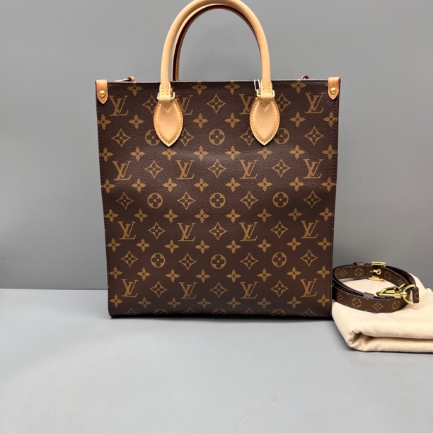 95新 LouisVuitton/路易威登 老花Sacplat 中号琴谱包 尺寸30*32