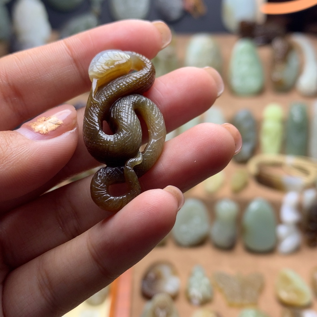 和田玉挂件未镶嵌