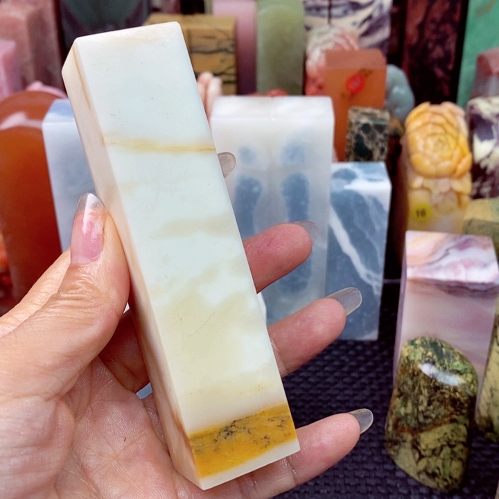 青田石印石践*云南石头