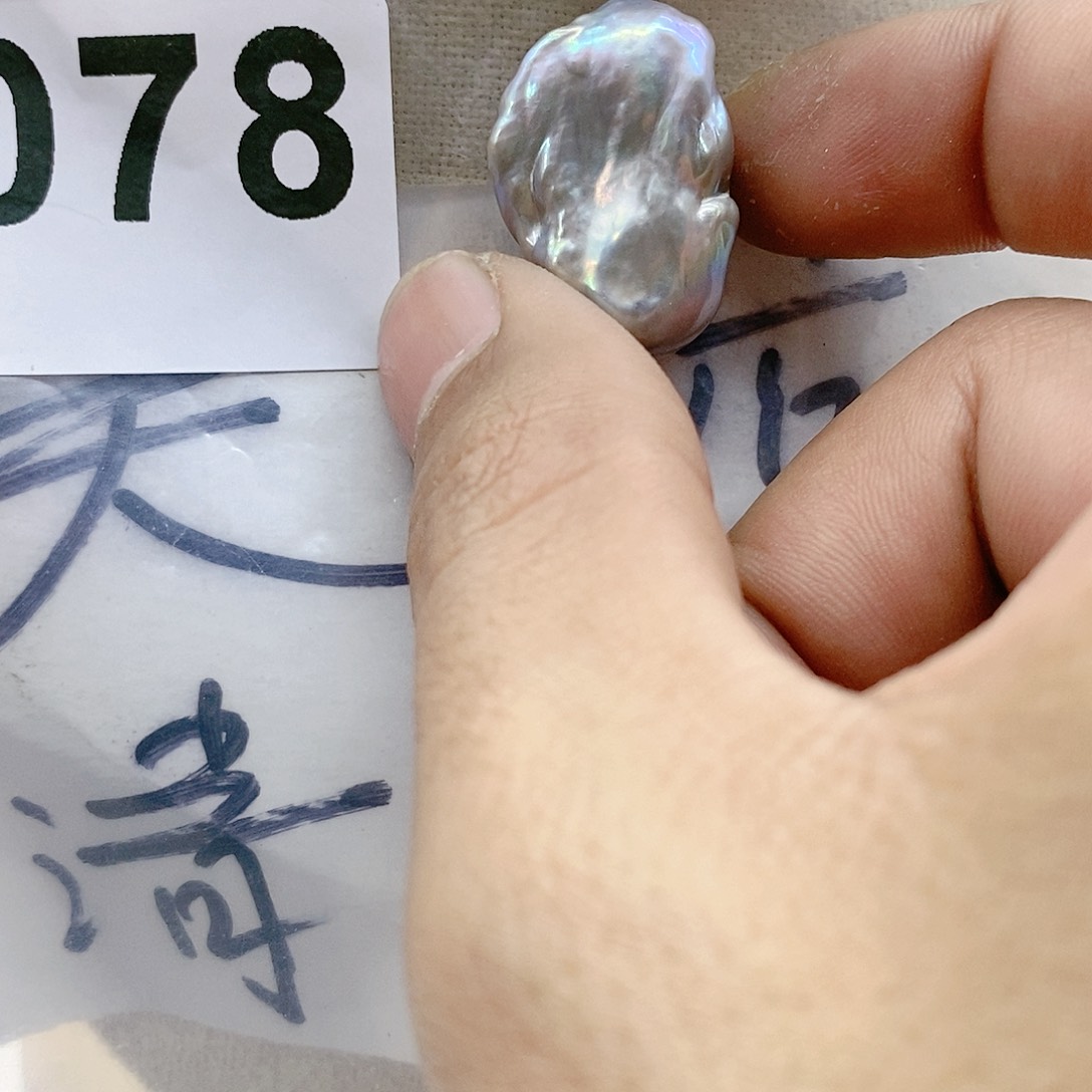 淡水珍珠颈饰合金