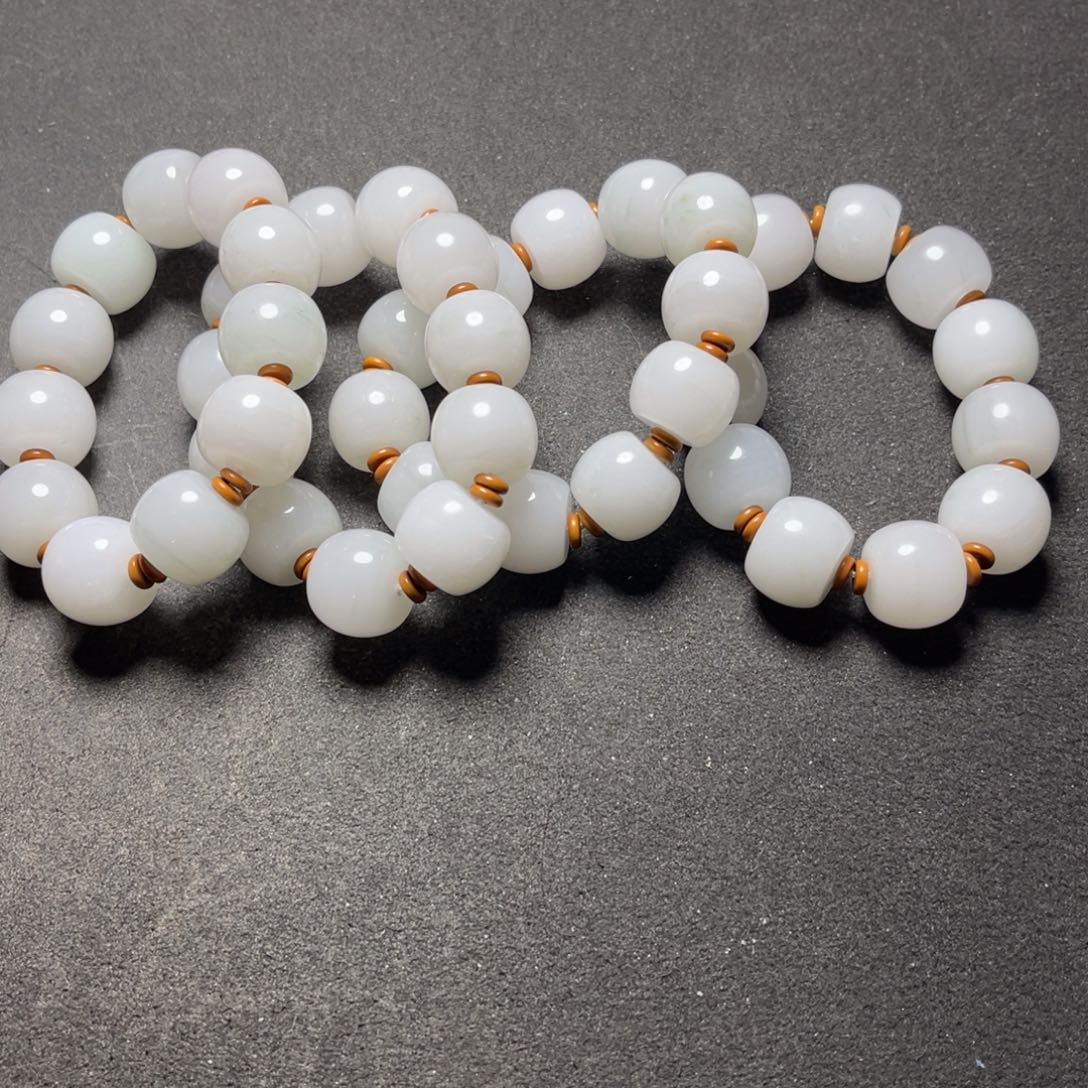 颈饰未镶嵌石英质玉金***9