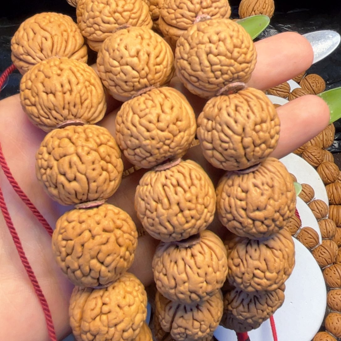 魑***魉桃核手串桃核手串23+龙鳞王手持3条
