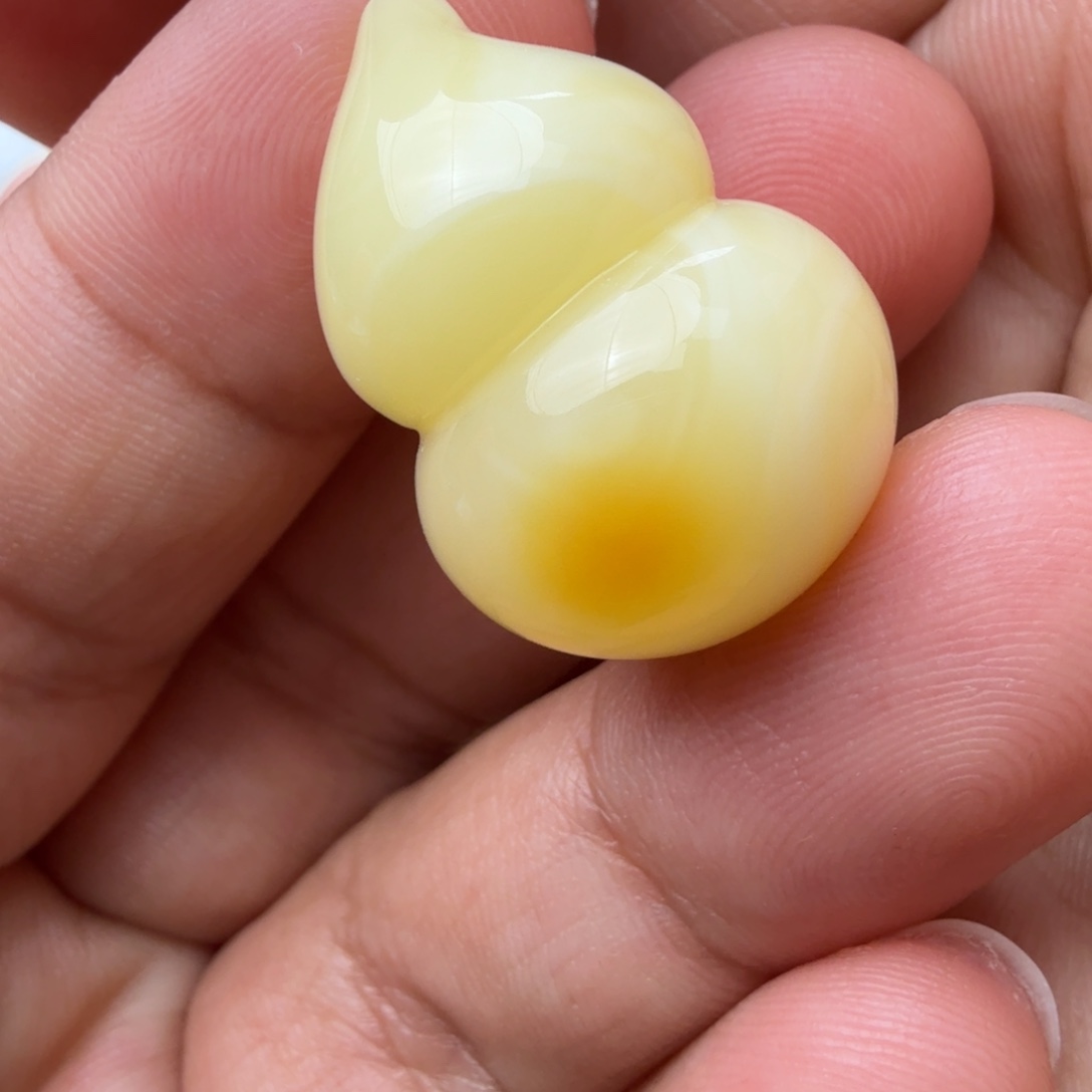 未镶嵌琥珀珠宝奇石童****-