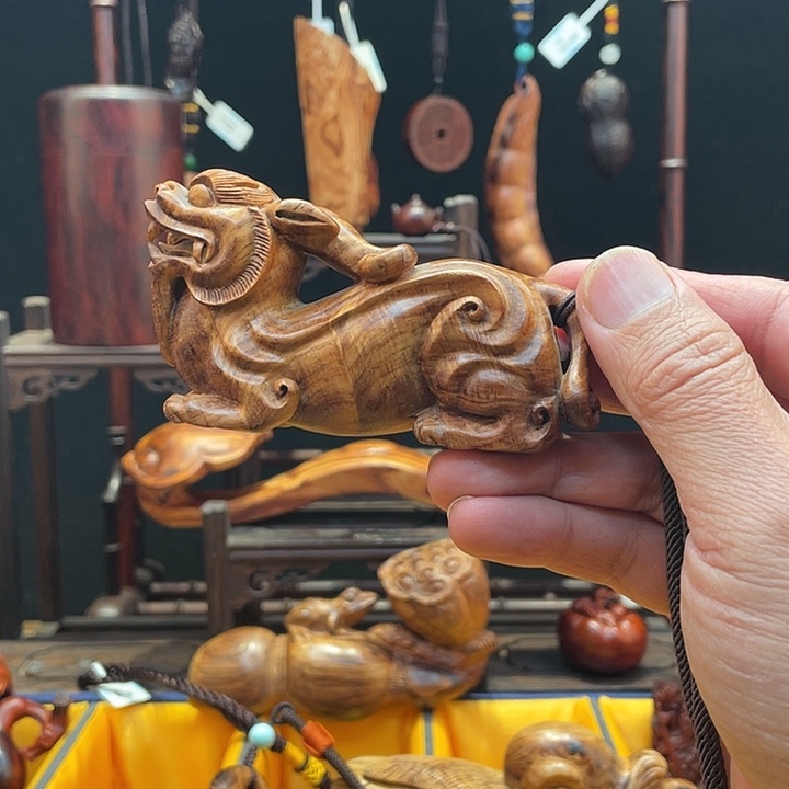 黄花梨/降香黄檀貔貅