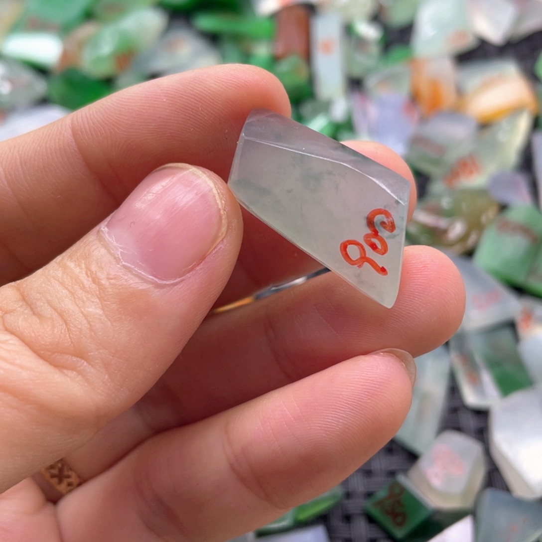 定制翡翠未镶嵌天然缅甸翡翠