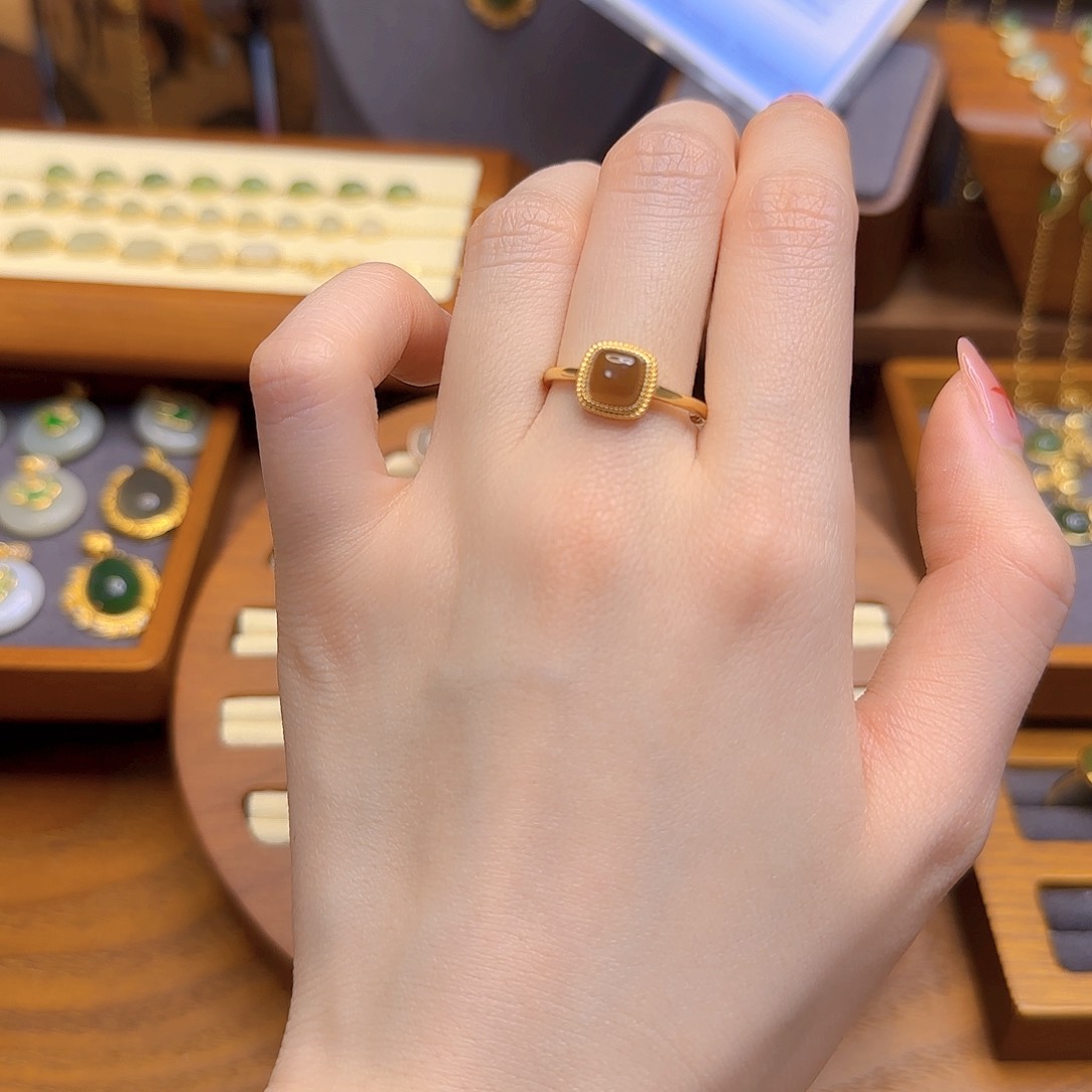 和田玉戒指银S925镀金镶嵌