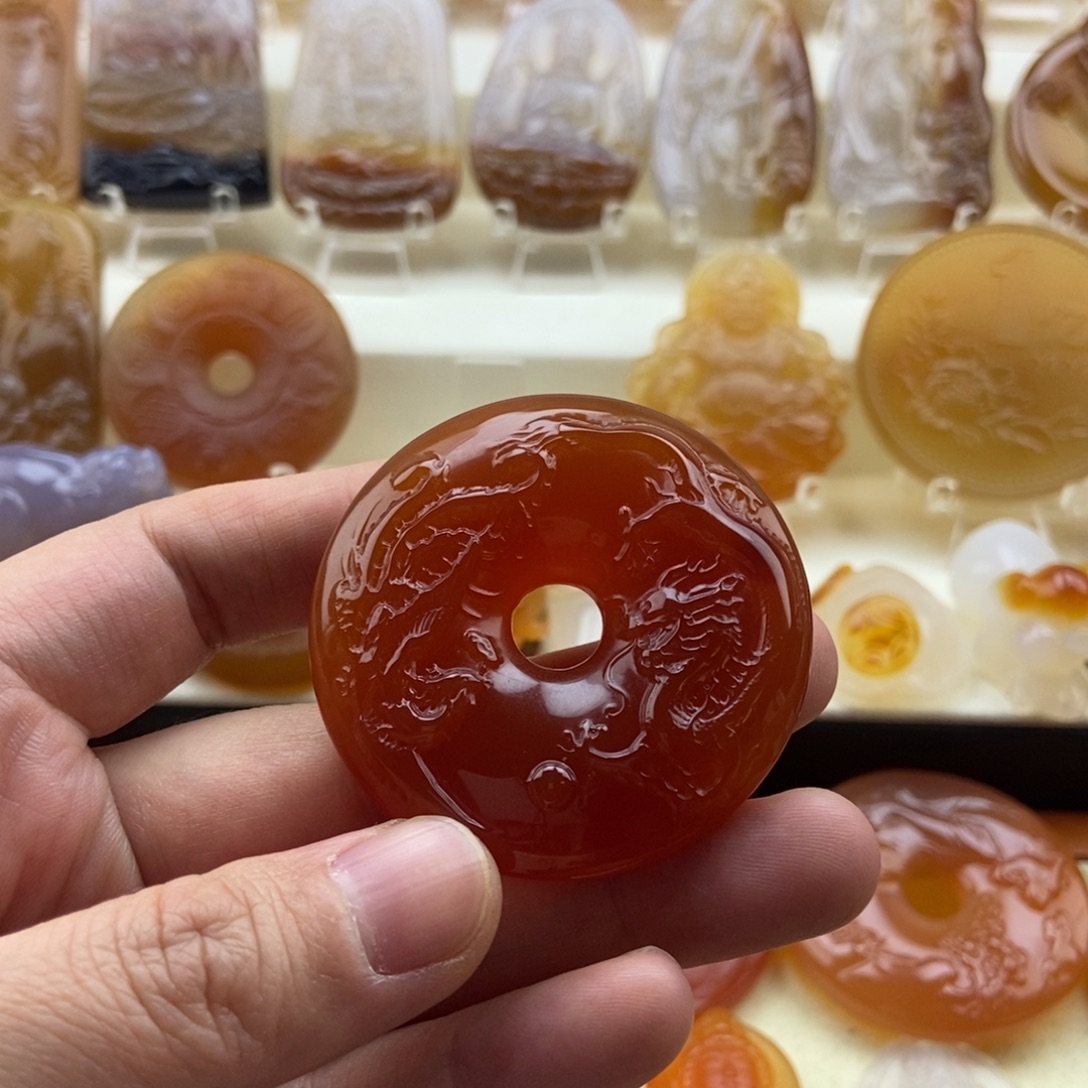 玛瑙/玉髓未镶嵌颈饰