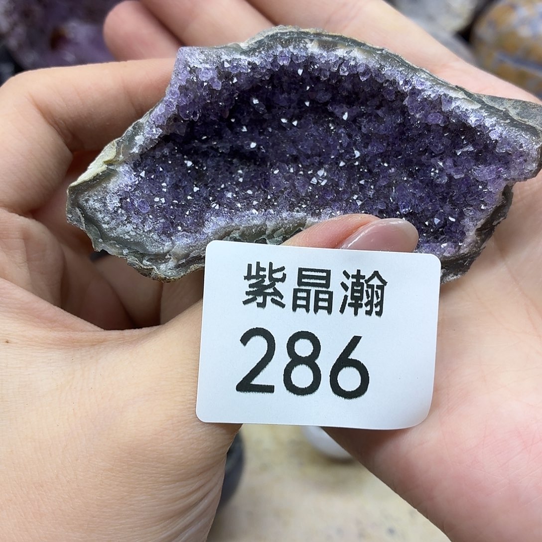 未镶嵌大型摆件（非配饰）水晶